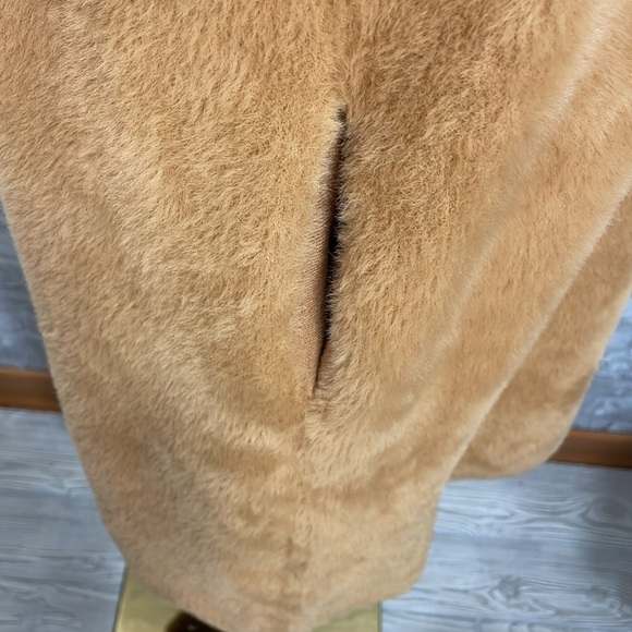 Cyrus Tan Teddy Snap Sweater Coat - Picture 4 of 8